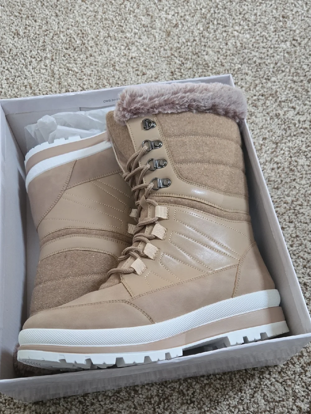 Women's Tan Winter Snow Boots with Faux Fur Trim